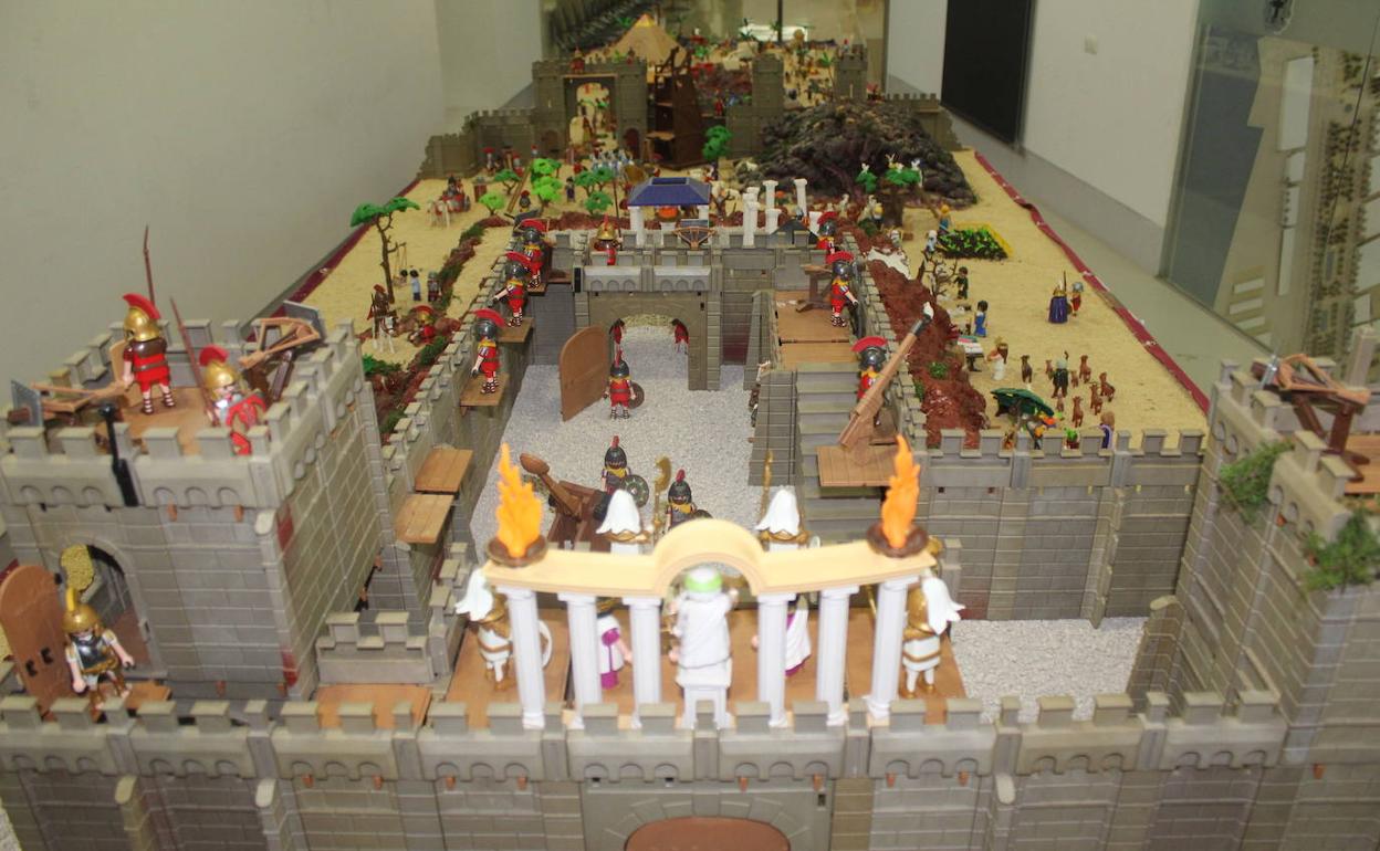 Navidad en Almería Más de 3 200 piezas componen el Belén de Playmobil